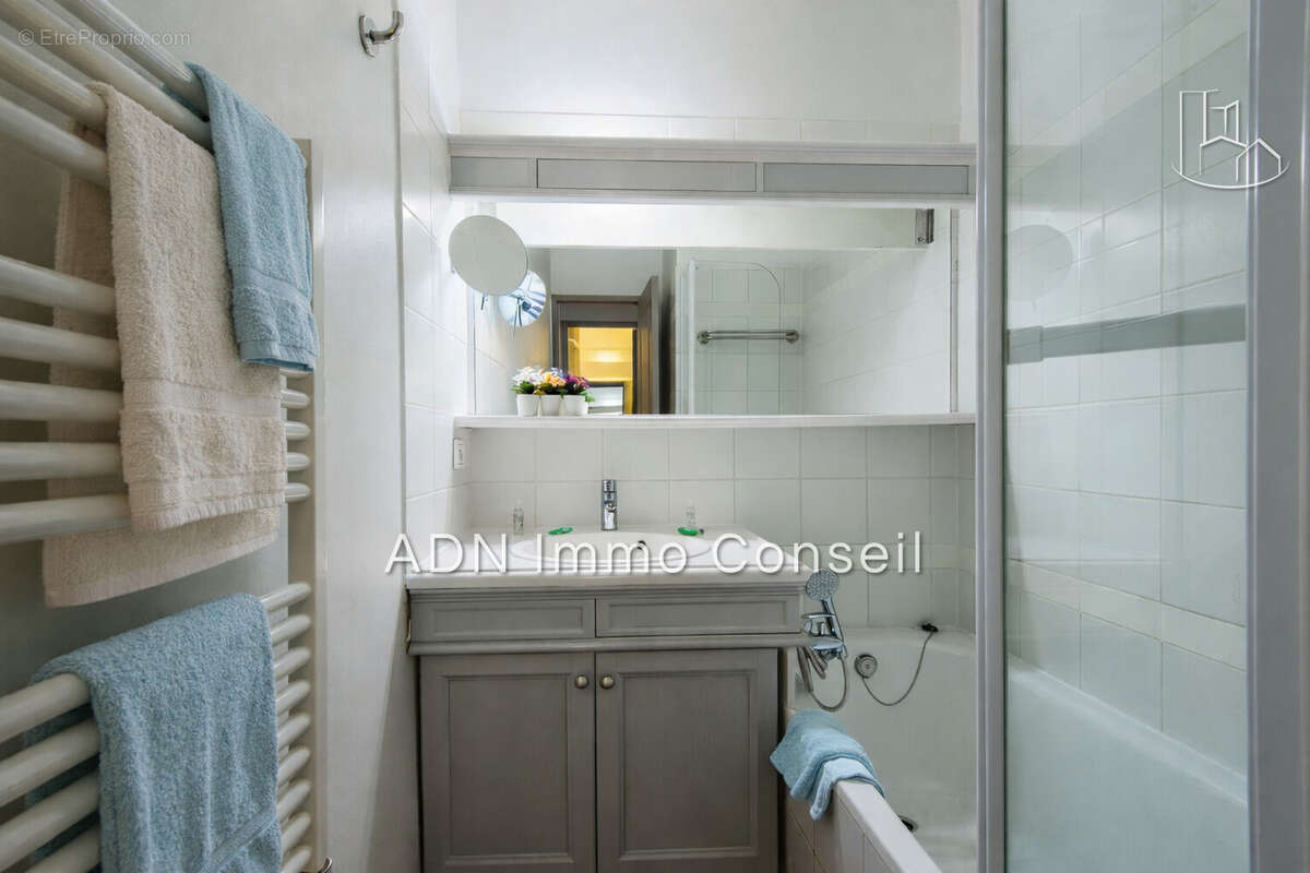 Appartement à MALLEMORT