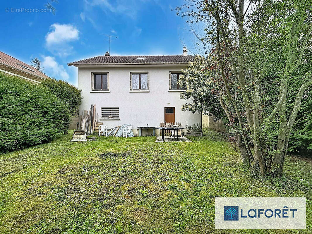 Maison à LE PLESSIS-TREVISE