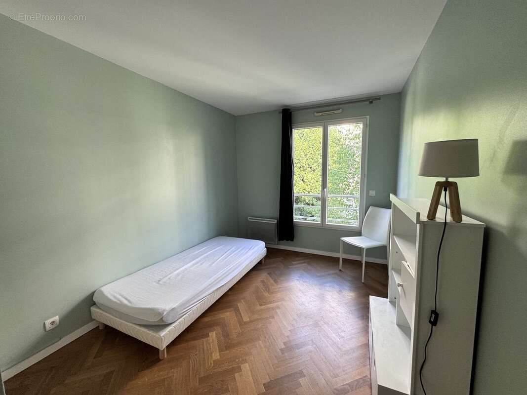 Appartement à SURESNES