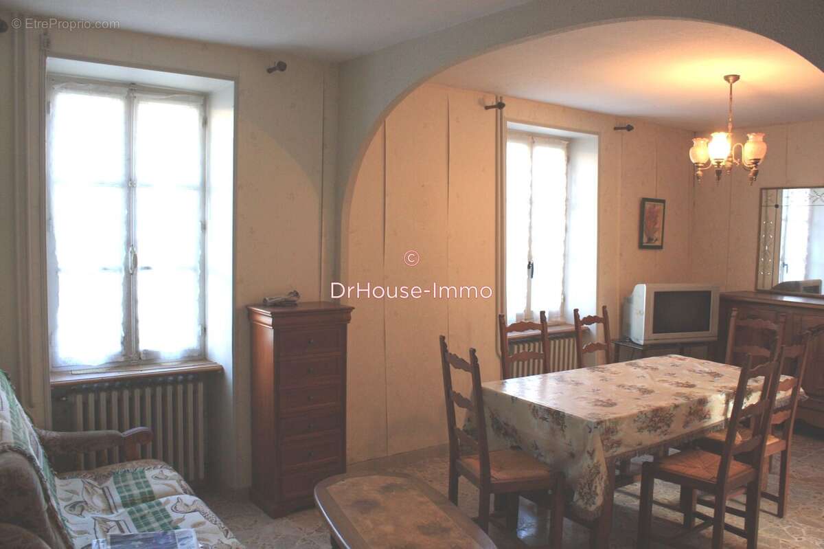 Appartement à GIRONVILLE