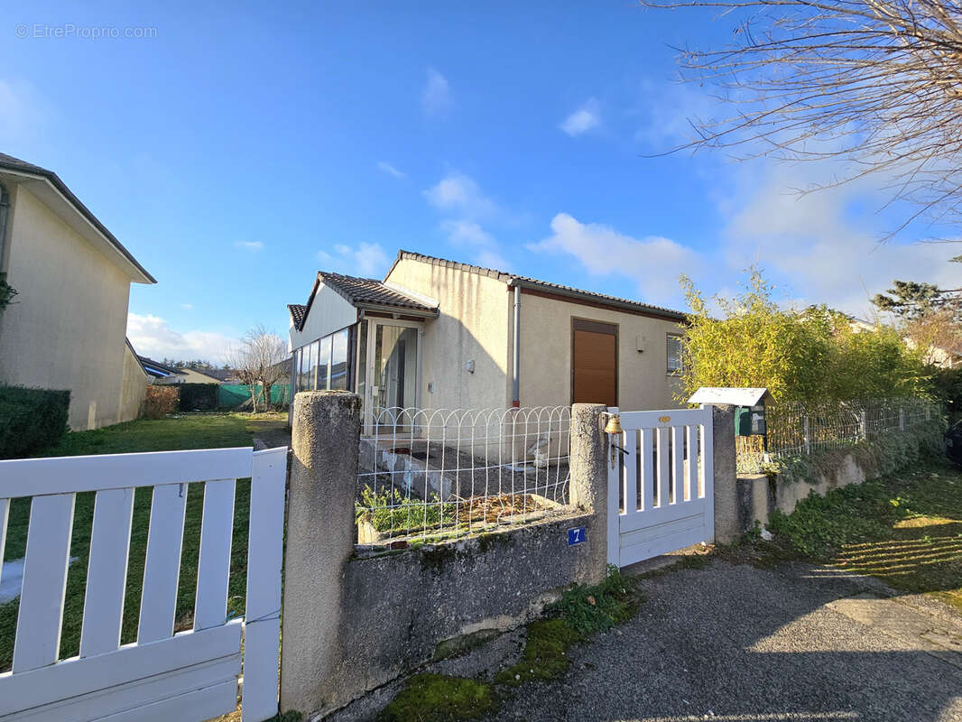 Maison à SEBAZAC-CONCOURES