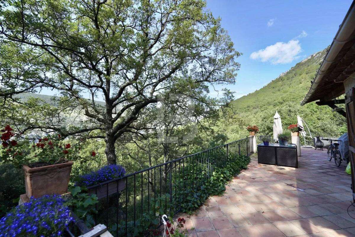 Maison à GREOLIERES