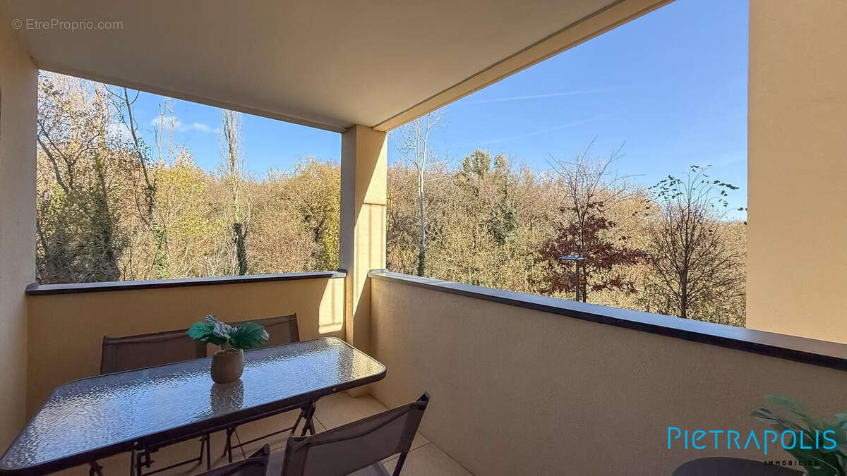 Appartement à RILLIEUX-LA-PAPE