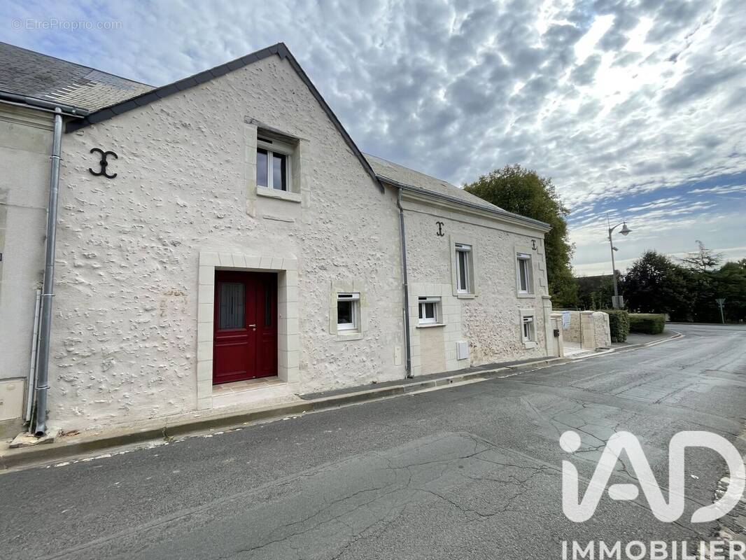 Photo 1 - Maison à NEUILLE-PONT-PIERRE