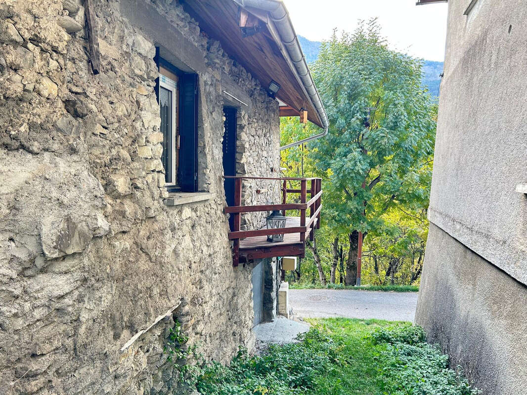 Maison à SAINT-SAUVEUR