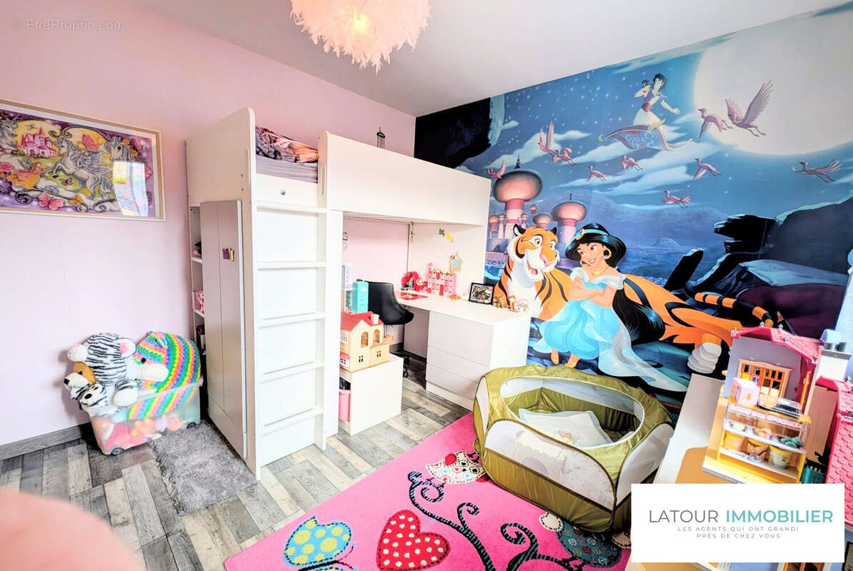 Maison à BOURGOIN-JALLIEU