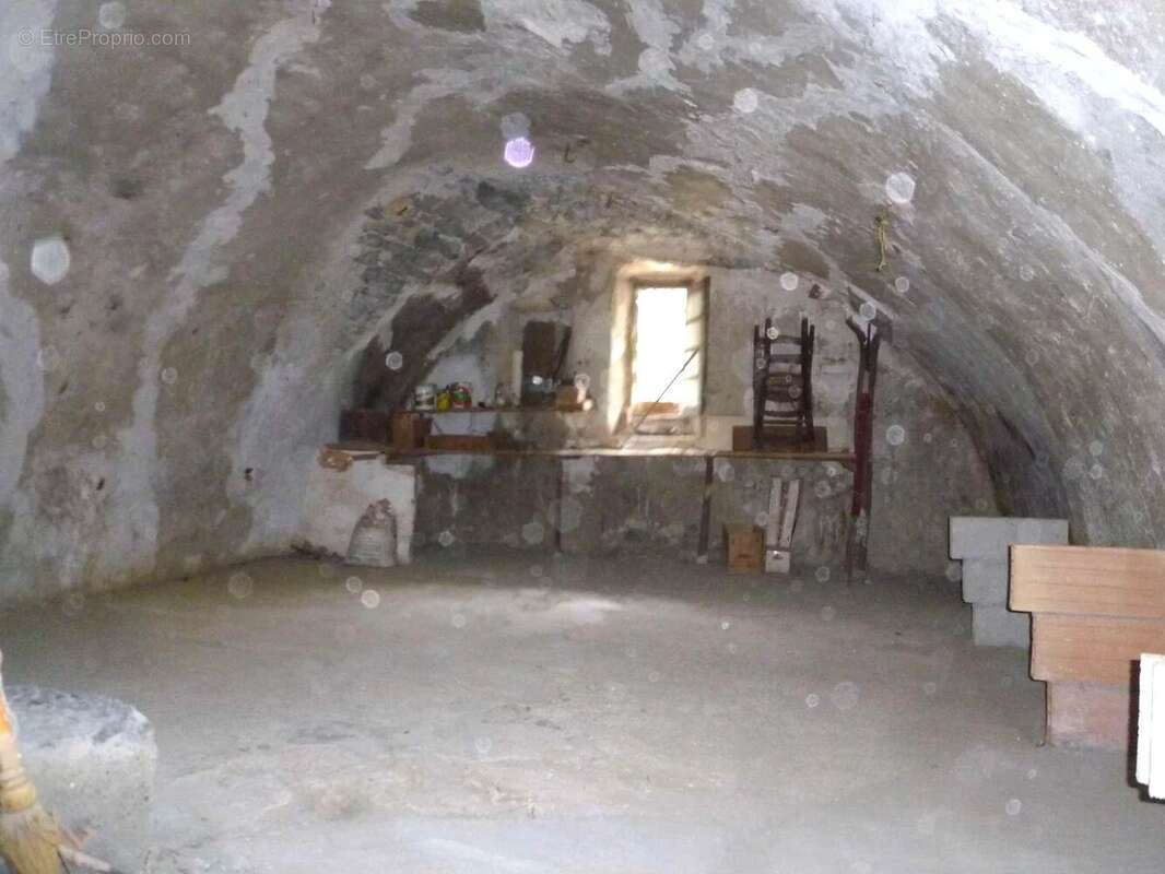 Appartement à PUGET-ROSTANG