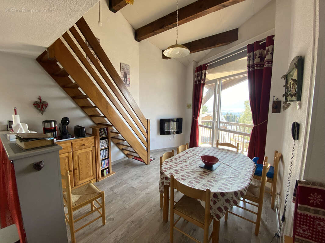 Appartement à FONT-ROMEU-ODEILLO-VIA