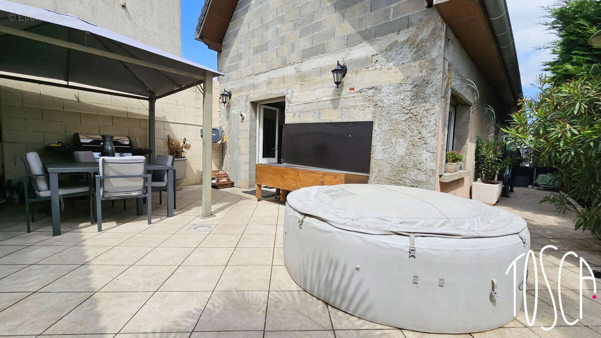 Maison à VITRY-SUR-SEINE