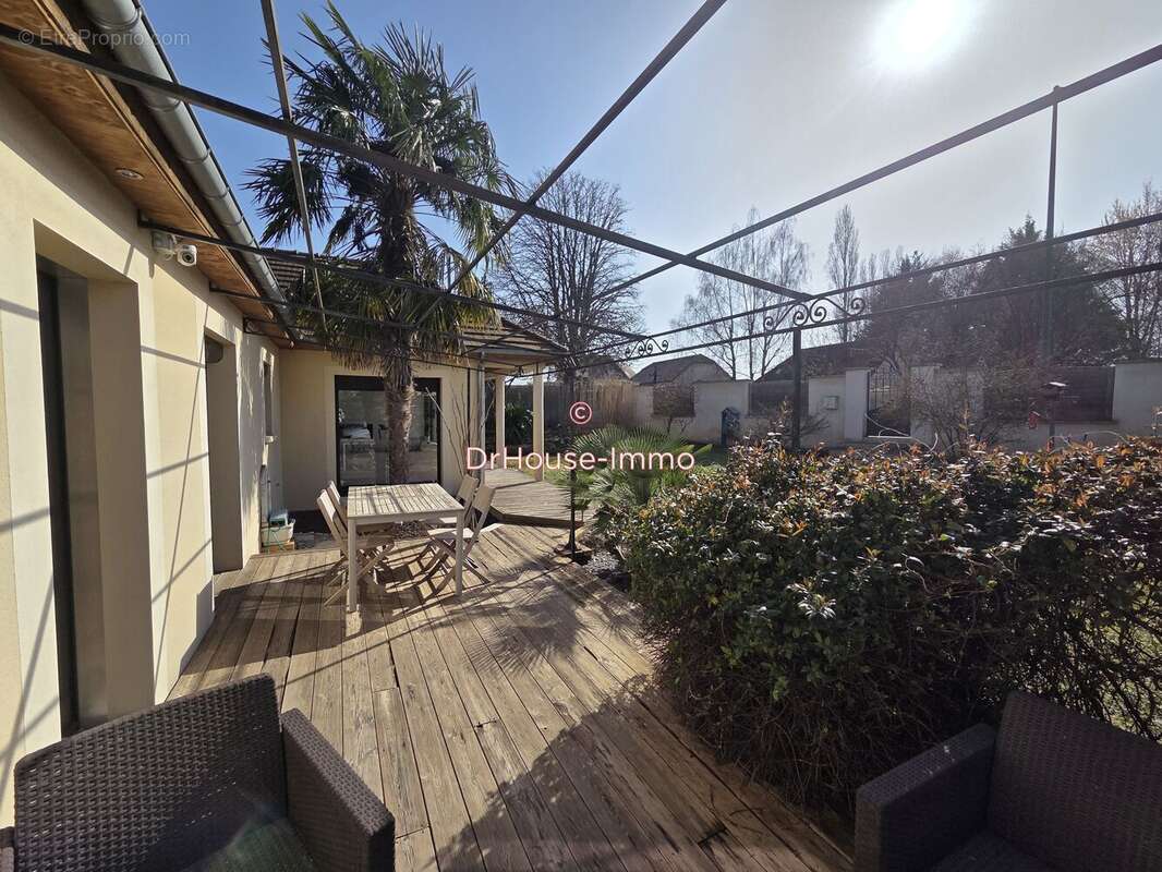 Maison à COURTERANGES