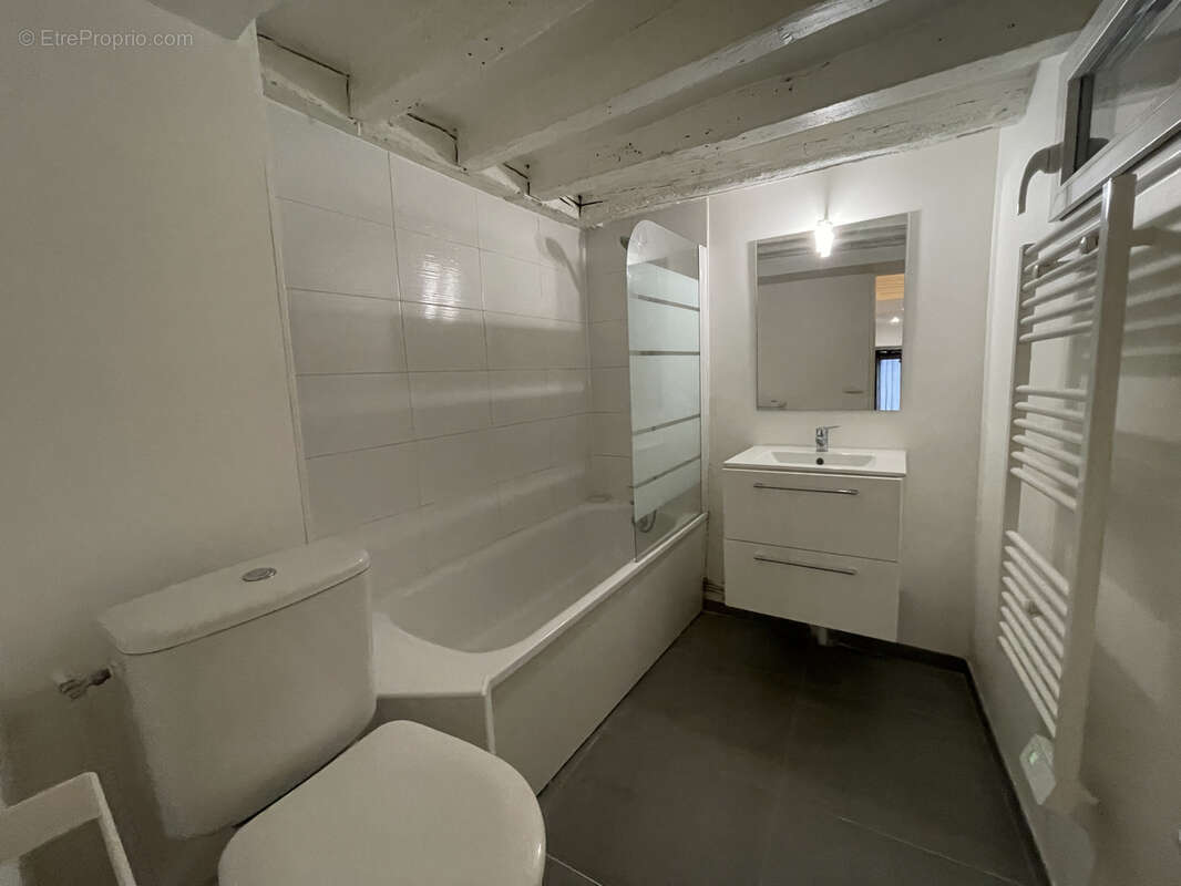 Appartement à LINAS