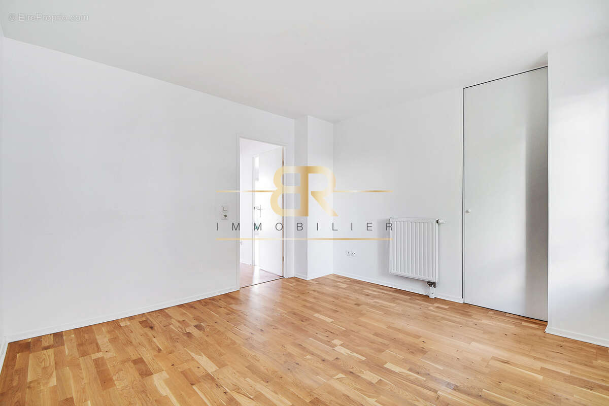 Appartement à GENNEVILLIERS