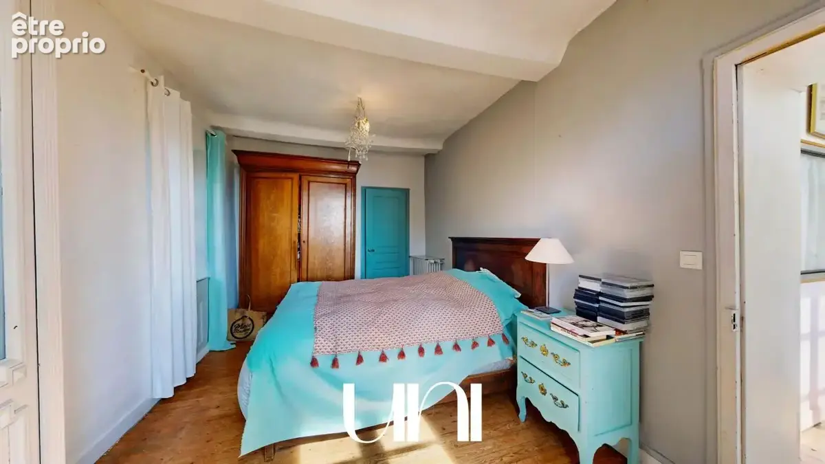 Corps de ferme de 300 m2, sur un terrain de 2 999 m2, avec dépendances - ROTS - photo 20