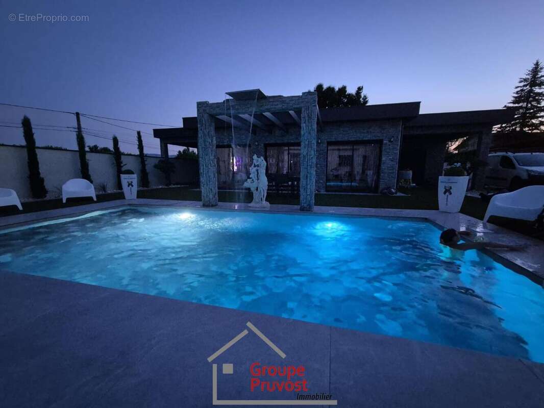 Photo 2 - Maison à ROANNE