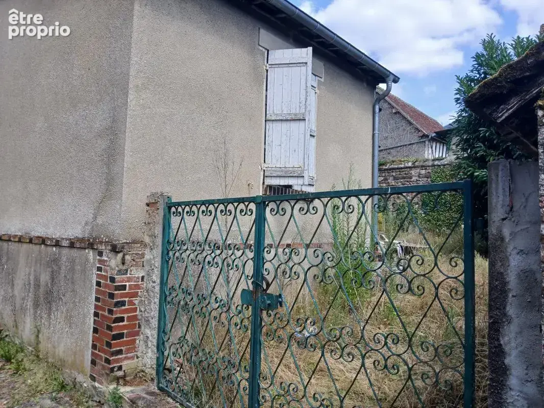 Maison avec dépendance à réinventer sur terrain clos de 602 m² - LA VIEILLE LYRE - photo 8