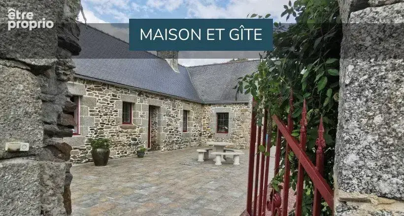 Maison à BEGARD