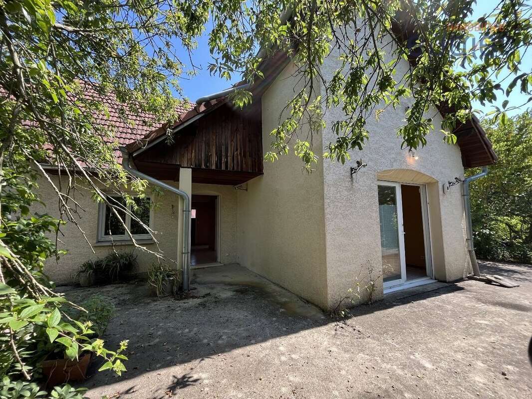 Maison à FRESNE-SAINT-MAMES