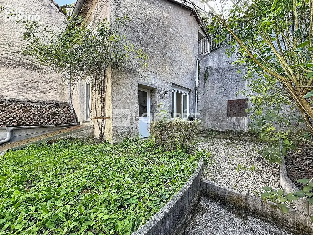 Immeuble Neufchateau 7 pièce(s) 195.1 m2 - photo 7