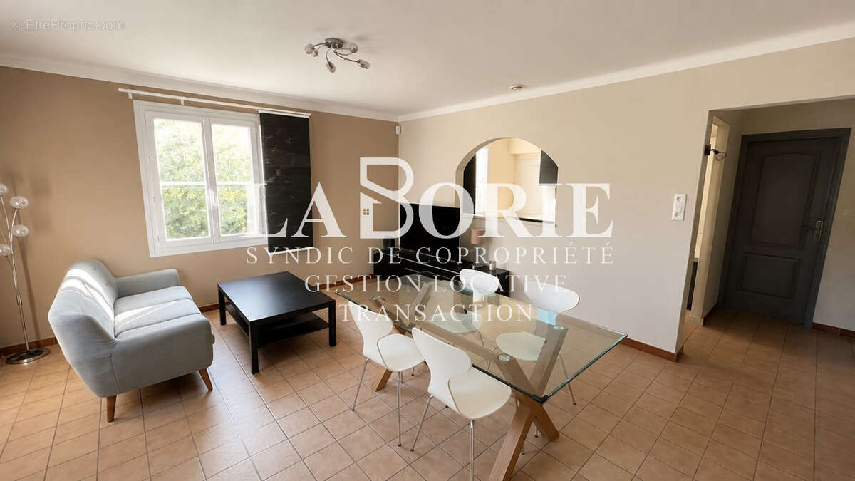 À Vedène, maison T4 plain-pied de 108 m - photo 4