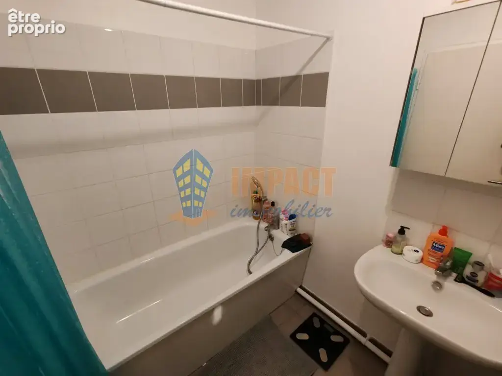 Appartement T3 avec place de parking - photo 5