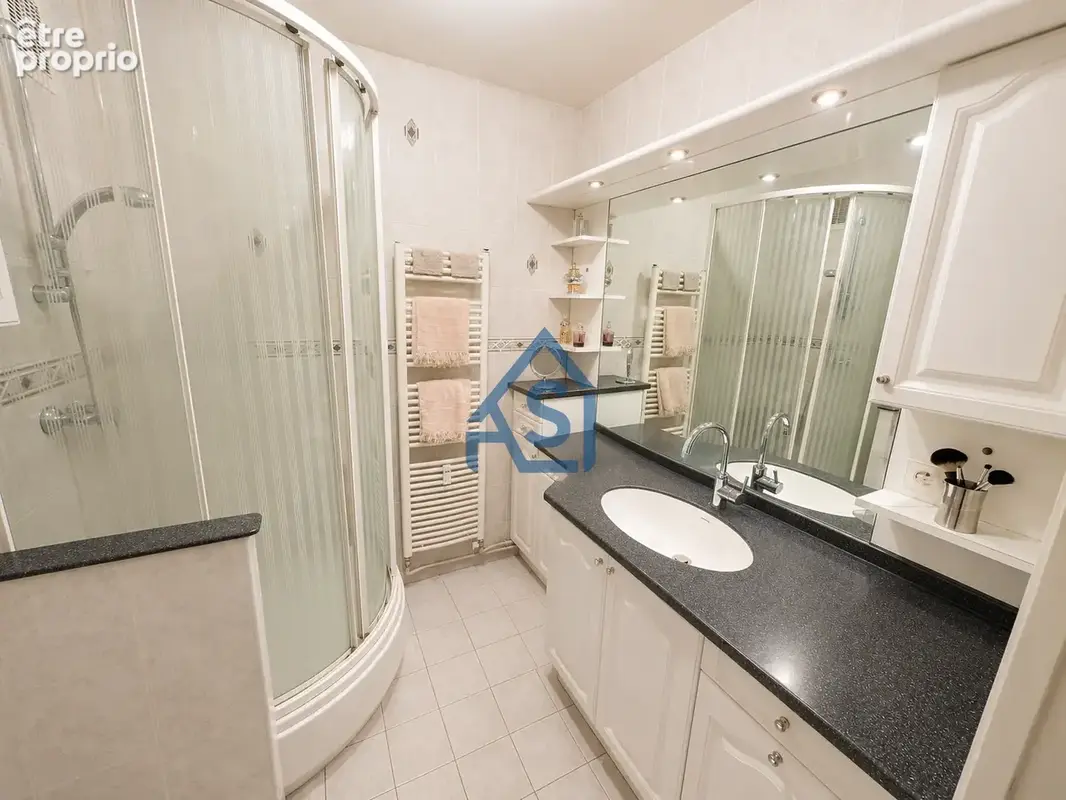 Appartement T4 de 84 m2 avec garage, cave et balcons - photo 5