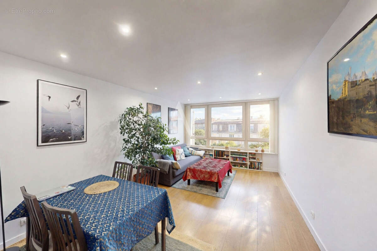 Appartement à MAISONS-ALFORT