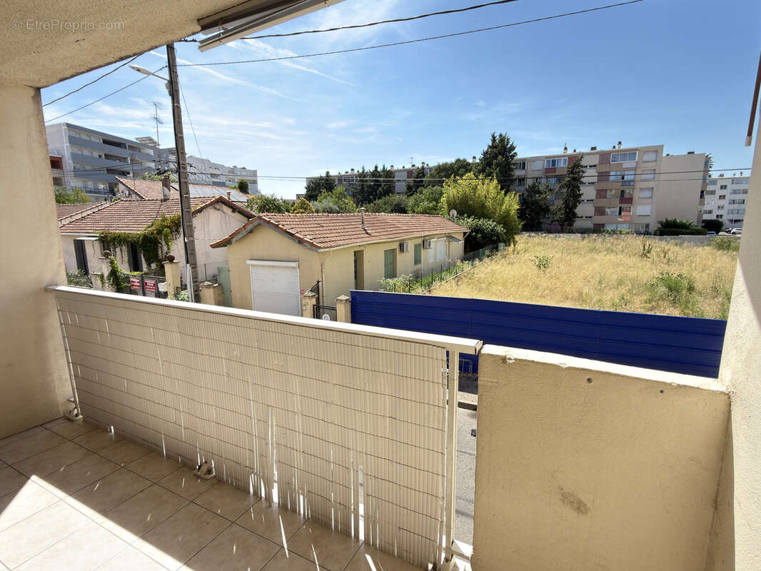 Exclusivité   Appartement P3 avec balcon, garage et cave   Quartier Capouchines, Nîmes - photo 2