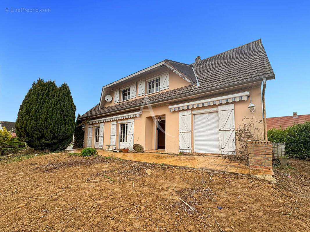 Maison à RONCHEROLLES-SUR-LE-VIVIER