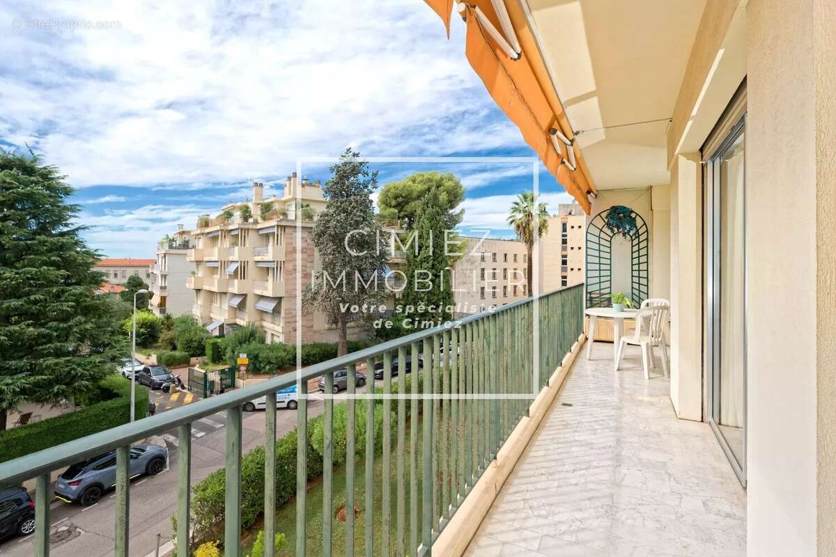 Appartement à NICE