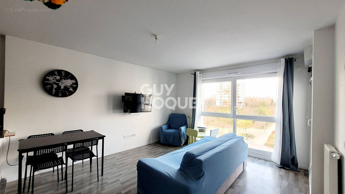 Appartement à COLOMBES