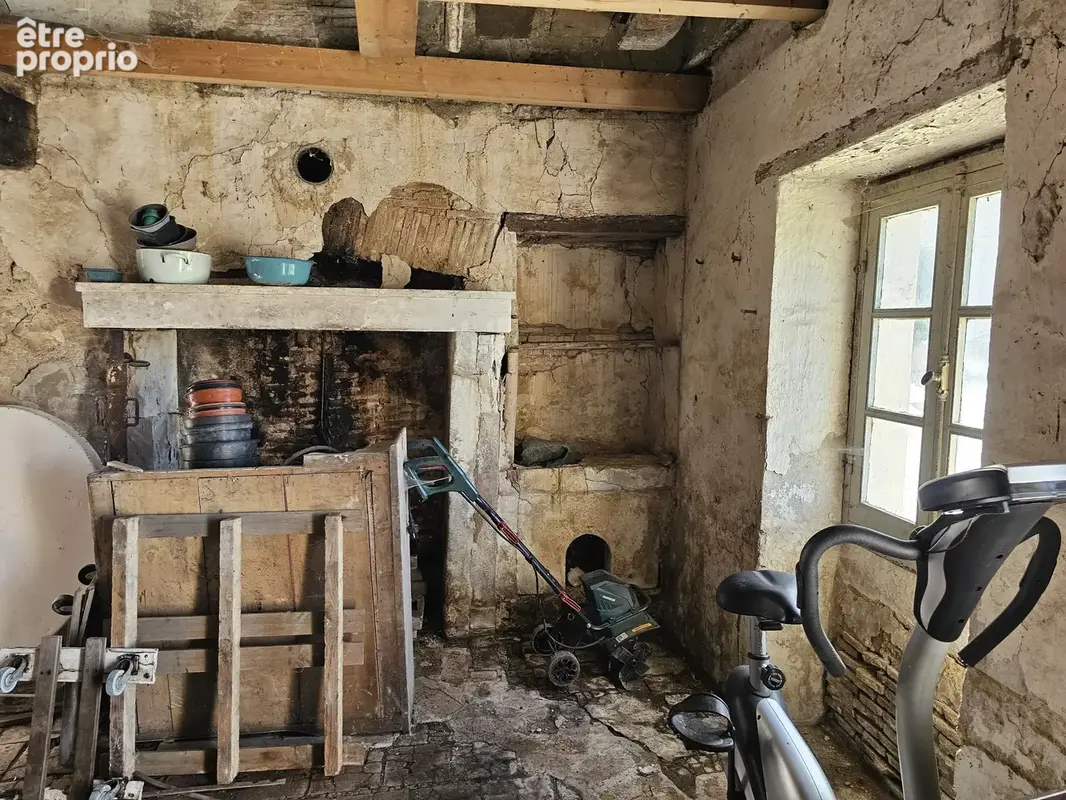 Charmante maison de 3 chambres avec dépendance pour les invités, cottage à rénover et caractéristiques exceptionnelles - photo 5