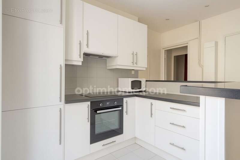 Appartement à LEVALLOIS-PERRET