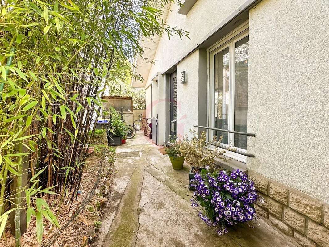 Appartement à BOURG-LA-REINE