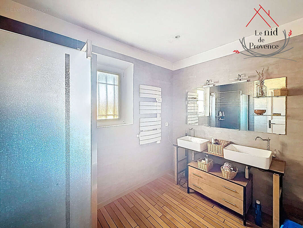 Nouveaute à robion  villa avec piscine sur beau terrain - photo 15