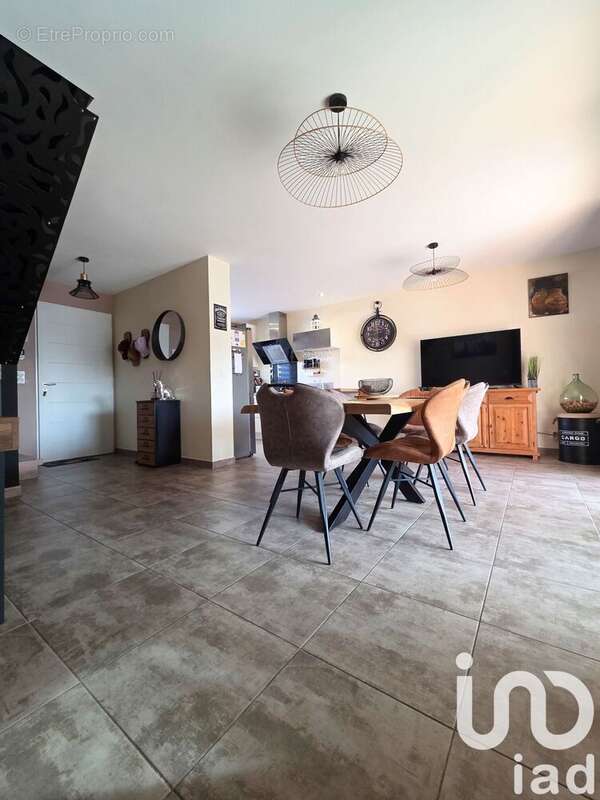 Photo 5 - Maison à PIA