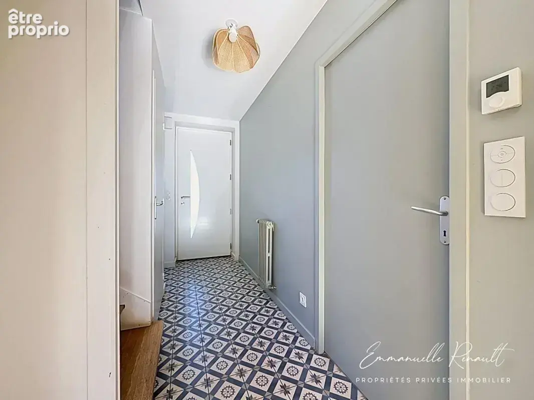 Élégante maison de 136 m² (144 m² au sol), avec vie de plain-pied et jardin. Quartier Sacré Coeur · Stade Becel · Vannes - photo 2