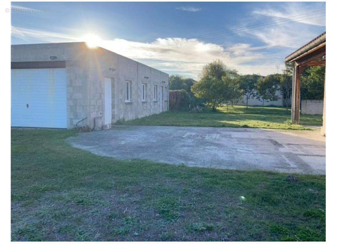 Maison à VIELMUR-SUR-AGOUT