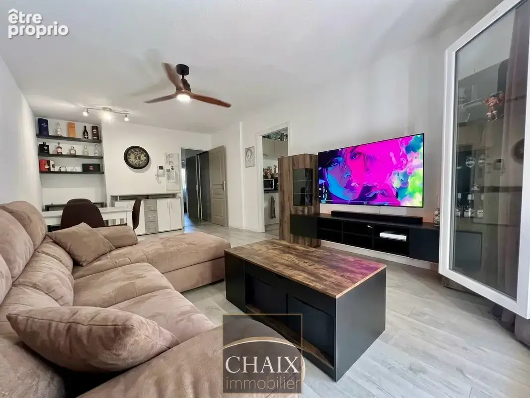 13400 AUBAGNE - Appartement type 3 rez-de-jardin avec extérieur et parking dans le centre - photo 3