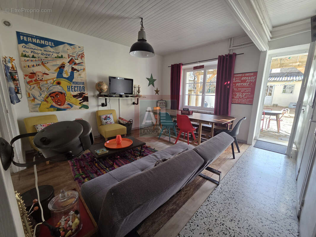 Maison à CHAMBON-LE-CHATEAU