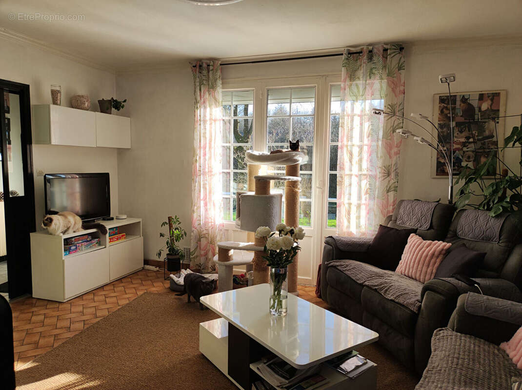 Maison à PICAUVILLE