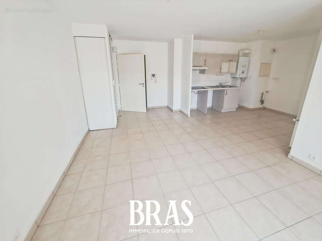 Appartement  Centre de Saint Herblain T3 de 55 m² - photo 4