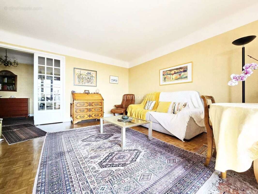 Appartement à NOGENT-SUR-MARNE