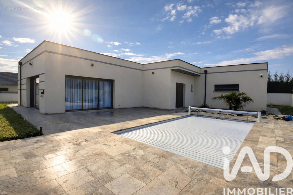 Photo 1 - Maison à CRISSEY
