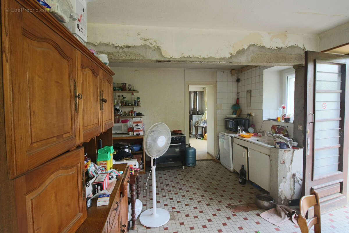 Maison à PUY-L&#039;EVEQUE