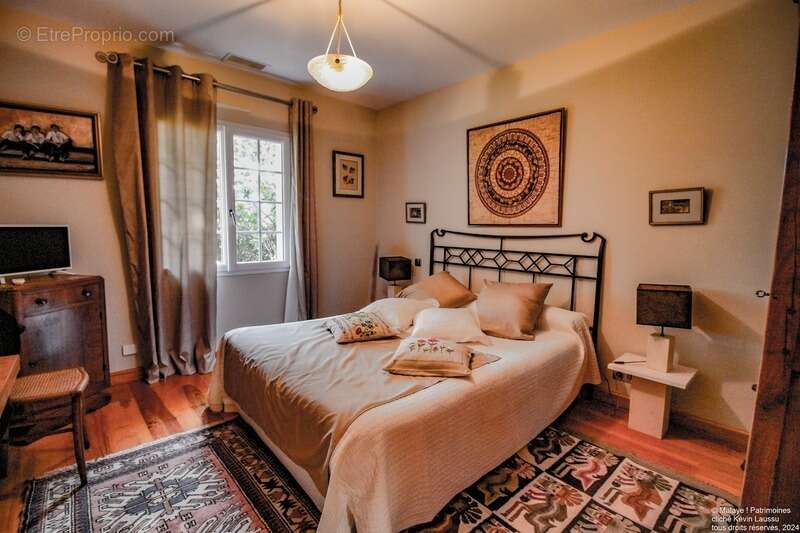 Une maison de Maître contemporaine à Candresse avec dépendances et son jardin de 2500m2 arboré - photo 8