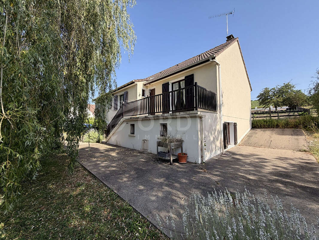 Maison à SAINT-SATUR