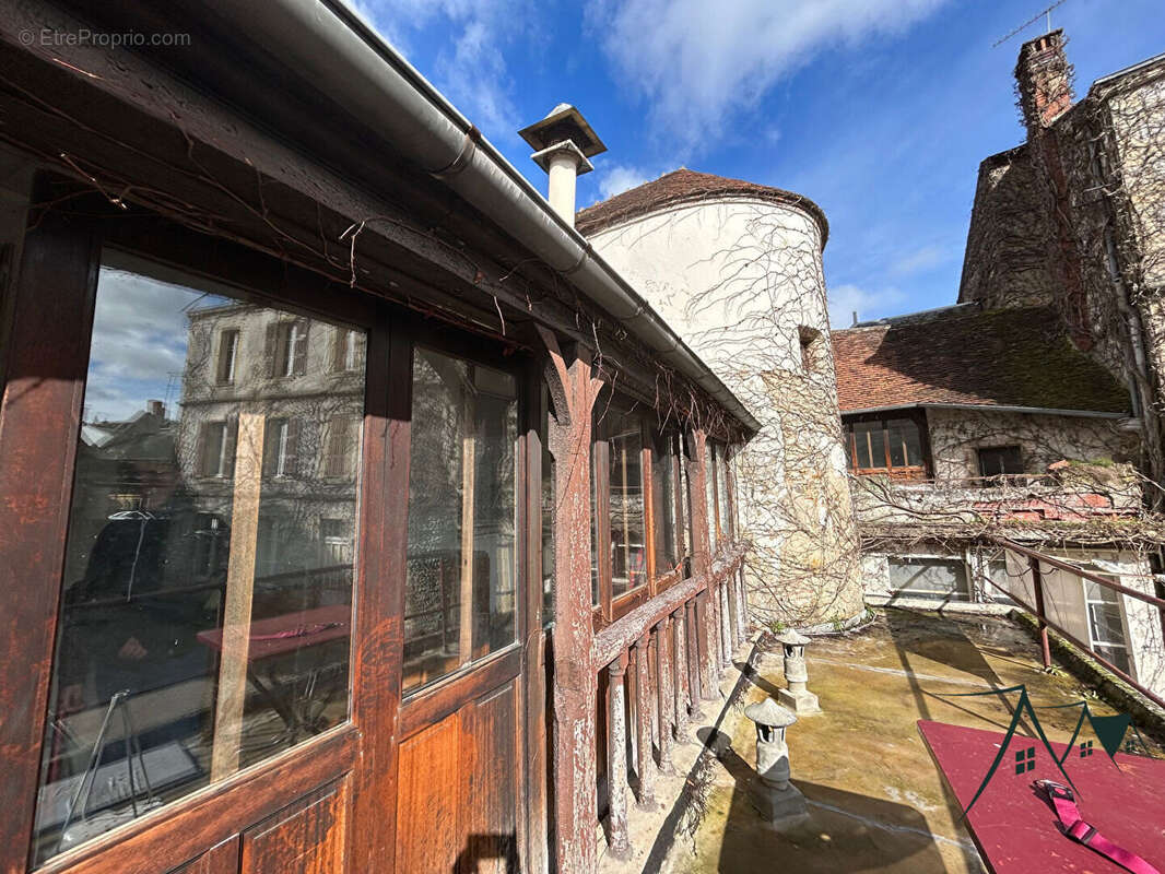 Appartement à SAINT-AMAND-MONTROND