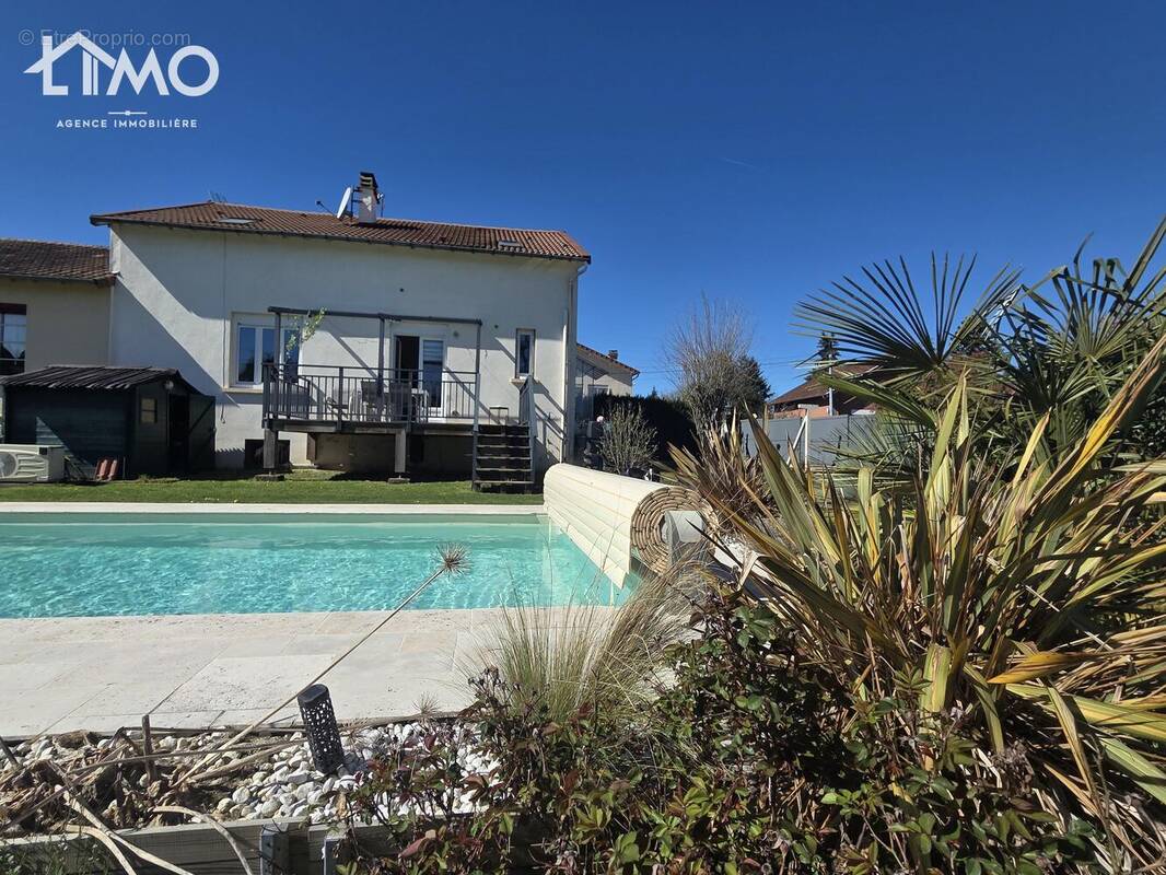 n°6 - Maison à SAINT-LEONARD-DE-NOBLAT