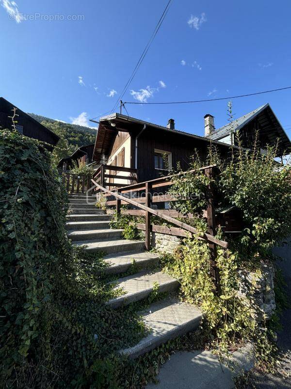 Maison à LA LECHERE