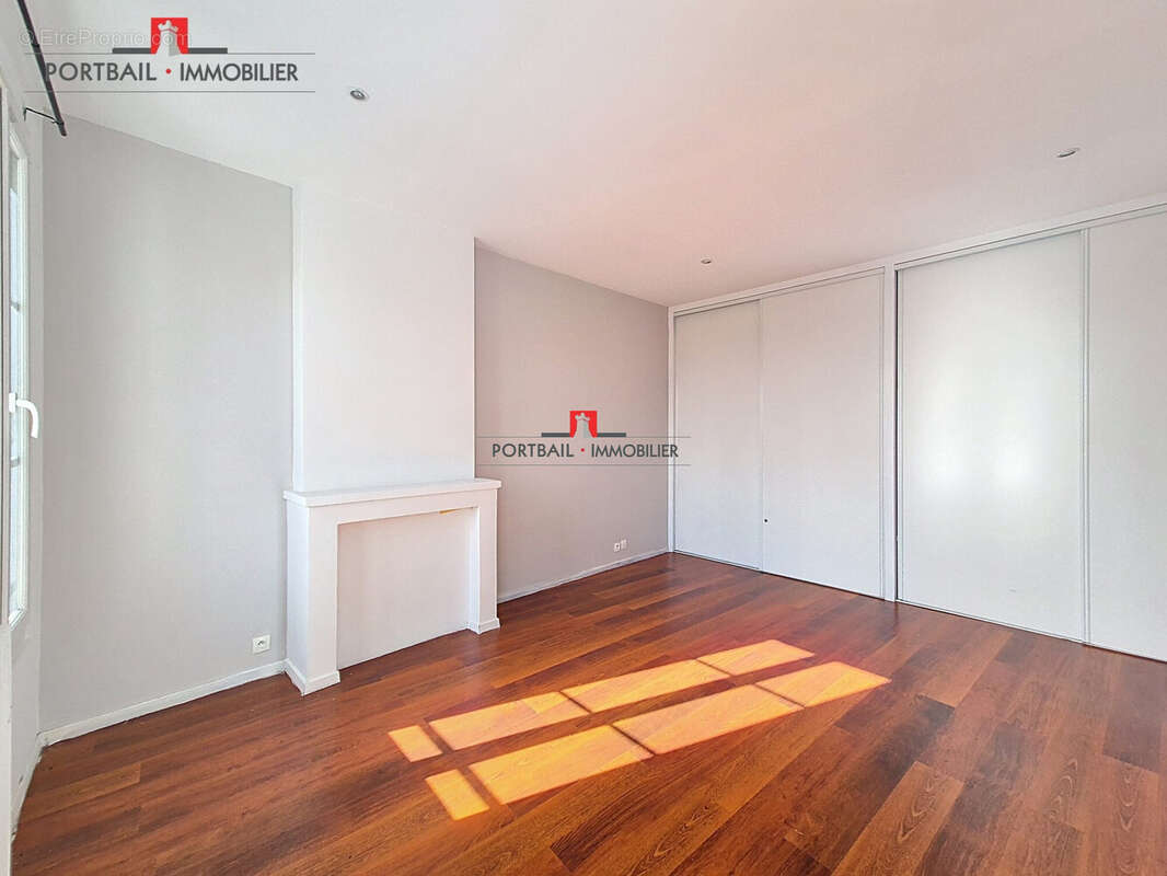 Maison 160 m² à Libourne  - photo 6